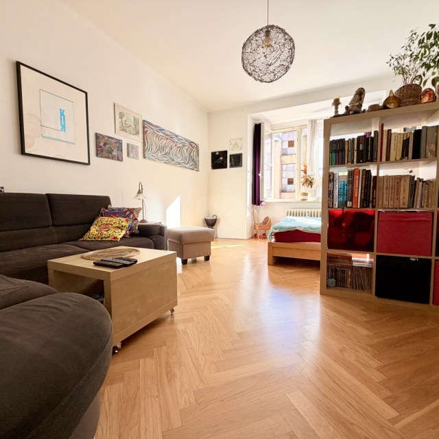 14031737_1793086428.jpg